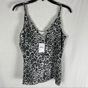 ☃️3 for $23 ☃️ NWT Socialite Swing Animal Print Camisole